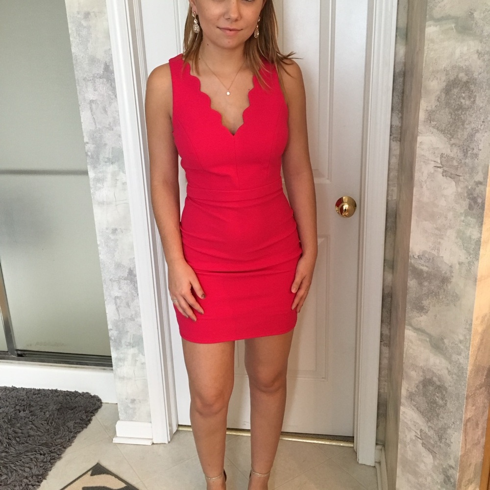 City Studio Red V-Neck Sleeveless Bodycon Mini Dress